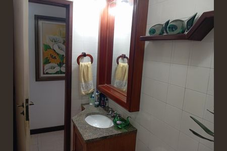 Apartamento à venda com 90m², 2 quartos e 2 vagas Apartamento à venda com 90m², 2 quartos e 2 vagasBanheiro