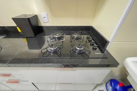 Apartamento à venda com 36m², 2 quartos e 1 vaga Apartamento à venda com 36m², 2 quartos e 1 vagaCozinha e Área de Serviço