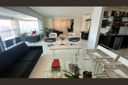 Apartamento à venda com 206m², 3 quartos e 3 vagas Apartamento à venda com 206m², 3 quartos e 3 vagasFoto 10