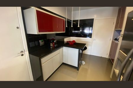Apartamento à venda com 206m², 3 quartos e 3 vagas Apartamento à venda com 206m², 3 quartos e 3 vagasFoto 52