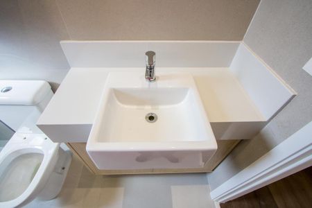 Apartamento à venda com 79m², 2 quartos e 2 vagas Apartamento à venda com 79m², 2 quartos e 2 vagasBanheiro do quarto 1