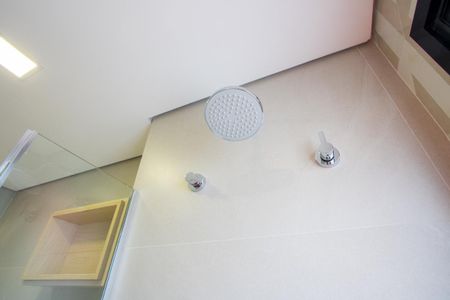 Apartamento à venda com 79m², 2 quartos e 2 vagas Apartamento à venda com 79m², 2 quartos e 2 vagasBanheiro social