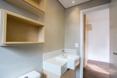 Apartamento à venda com 79m², 2 quartos e 2 vagas Apartamento à venda com 79m², 2 quartos e 2 vagasBanheiro do quarto 1