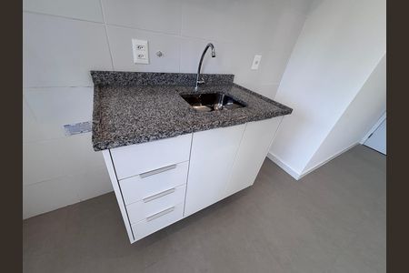 Cozinha de apartamento para alugar com 2 quartos, 55m² em Barra Olímpica , Rio de Janeiro