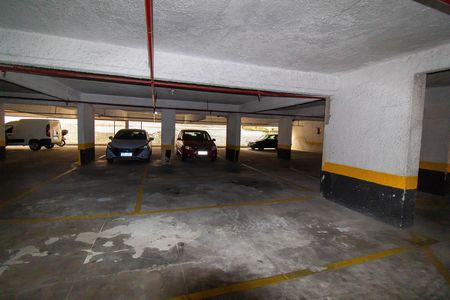 Apartamento à venda com 85m², 2 quartos e 1 vaga Apartamento à venda com 85m², 2 quartos e 1 vagaGaragem