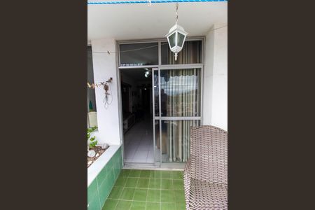 Apartamento à venda com 85m², 2 quartos e 1 vaga Apartamento à venda com 85m², 2 quartos e 1 vagaVaranda