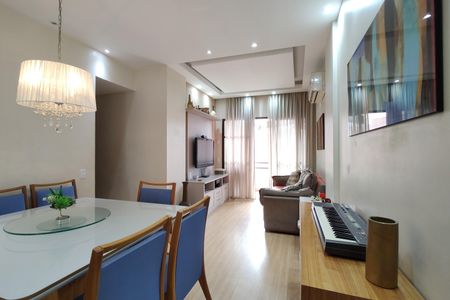 Apartamento para alugar com 73m², 3 quartos e 2 vagasSala