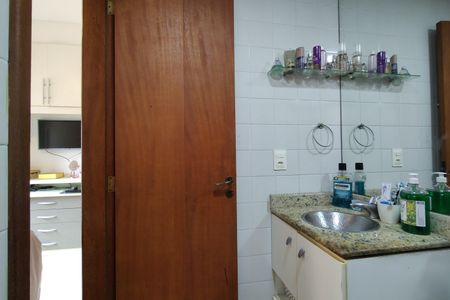 Apartamento para alugar com 73m², 3 quartos e 2 vagasBanheiro da Suíte
