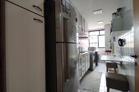 Apartamento para alugar com 73m², 3 quartos e 2 vagasCozinha - Armários