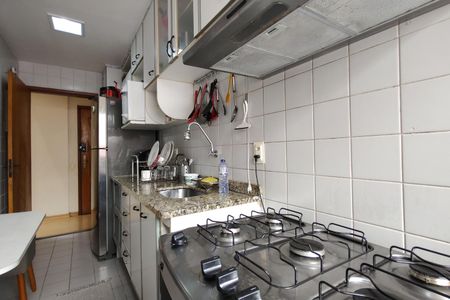 Apartamento para alugar com 73m², 3 quartos e 2 vagasCozinha - Armários