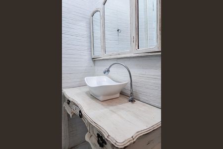 Apartamento para alugar com 100m², 3 quartos e 4 vagas Apartamento para alugar com 100m², 3 quartos e 4 vagasBanheiro da Suíte
