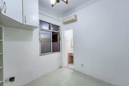 Apartamento para alugar com 100m², 3 quartos e 4 vagas Apartamento para alugar com 100m², 3 quartos e 4 vagasSuíte