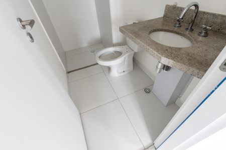 Apartamento à venda com 42m², 2 quartos e 1 vaga Apartamento à venda com 42m², 2 quartos e 1 vagaBanheiro