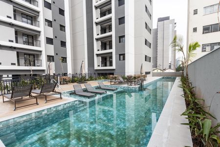 Apartamento à venda com 42m², 2 quartos e 1 vaga Apartamento à venda com 42m², 2 quartos e 1 vagaPiscina