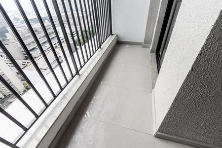 Apartamento à venda com 42m², 2 quartos e 1 vaga Apartamento à venda com 42m², 2 quartos e 1 vagaVaranda