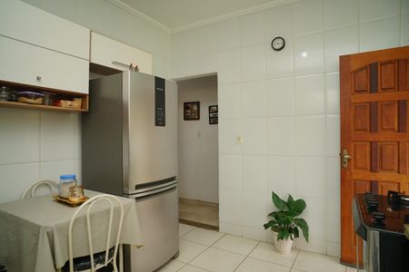 Casa de condomínio para alugar com 130m², 3 quartos e 3 vagas Casa de condomínio para alugar com 130m², 3 quartos e 3 vagasCozinha