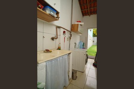 Área de Serviço de casa de condomínio para alugar com 3 quartos, 130m² em Camburi, Maricá