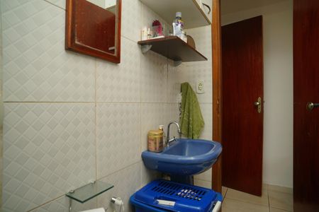 Casa de condomínio para alugar com 130m², 3 quartos e 3 vagas Casa de condomínio para alugar com 130m², 3 quartos e 3 vagasBanheiro do Quarto 1