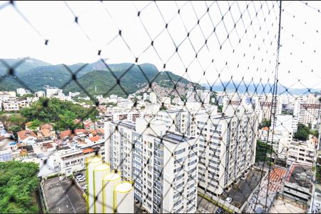 Apartamento à venda com 65m², 2 quartos e 1 vaga Apartamento à venda com 65m², 2 quartos e 1 vagaSala