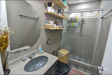 Apartamento à venda com 65m², 2 quartos e 1 vaga Apartamento à venda com 65m², 2 quartos e 1 vagaBanheiro