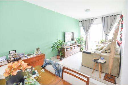 Apartamento à venda com 65m², 2 quartos e 1 vaga Apartamento à venda com 65m², 2 quartos e 1 vagaSala