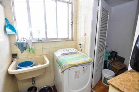 Apartamento à venda com 65m², 2 quartos e 1 vaga Apartamento à venda com 65m², 2 quartos e 1 vagaÁrea de Serviço