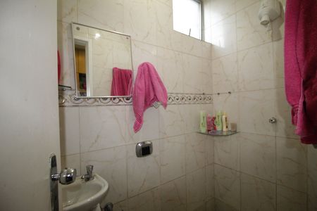 Apartamento à venda com 148m², 4 quartos e 2 vagas Apartamento à venda com 148m², 4 quartos e 2 vagasBanheiro de serviço- DCE