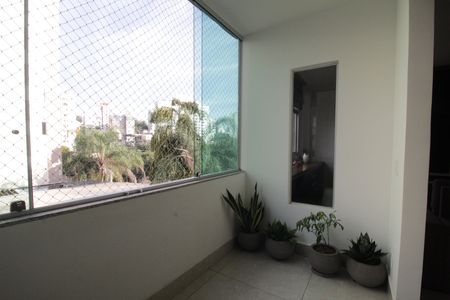Apartamento à venda com 148m², 4 quartos e 2 vagas Apartamento à venda com 148m², 4 quartos e 2 vagasVaranda Gourmet