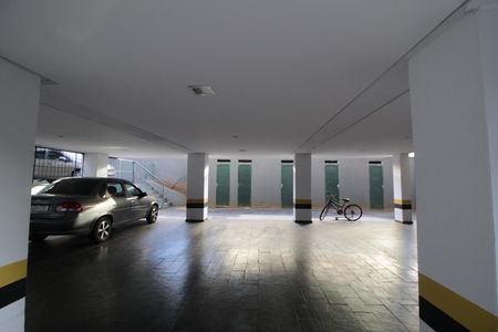 Apartamento à venda com 148m², 4 quartos e 2 vagas Apartamento à venda com 148m², 4 quartos e 2 vagasÁrea comum- Vaga de Garagem em linha