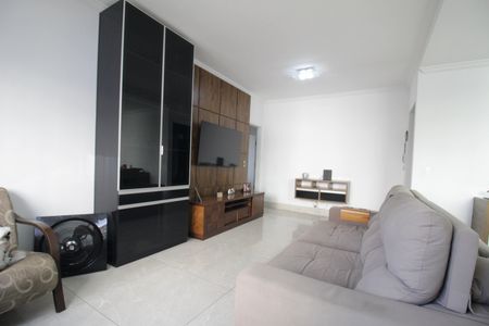 Apartamento à venda com 148m², 4 quartos e 2 vagas Apartamento à venda com 148m², 4 quartos e 2 vagasSala de Estar