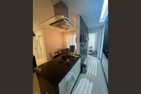 Apartamento à venda com 60m², 2 quartos e 1 vagaCOZINHA