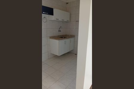 Cozinha de apartamento para alugar com 2 quartos, 60m² em Saboeiro, Salvador