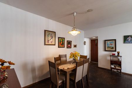 Apartamento para alugar com 115m², 3 quartos e 1 vaga Apartamento para alugar com 115m², 3 quartos e 1 vagaSala de Jantar