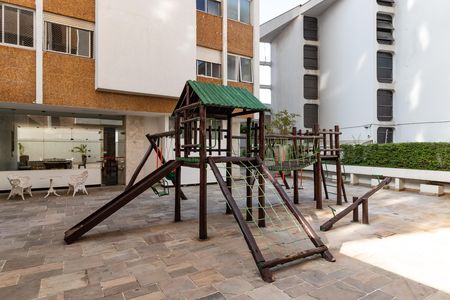 Apartamento para alugar com 115m², 3 quartos e 1 vaga Apartamento para alugar com 115m², 3 quartos e 1 vagaPlayground