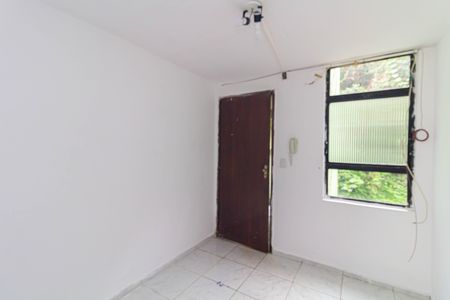 Sala de apartamento para alugar com 2 quartos, 42m² em Guaianases, São Paulo
