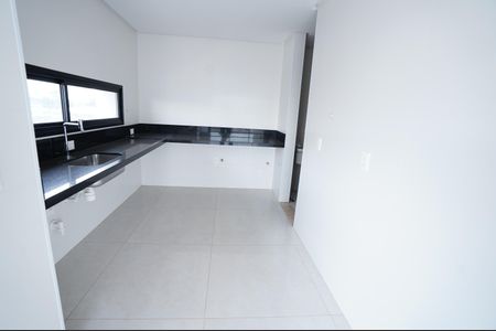 Apartamento à venda com 3 quartos, 130m² em Setor Bueno, Goiânia
