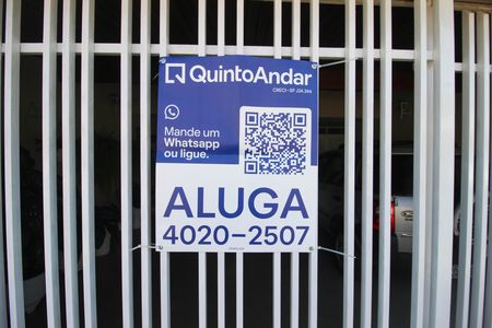 Casa para alugar com 248m², 4 quartos e 1 vaga