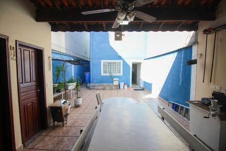 Casa para alugar com 248m², 4 quartos e 1 vaga