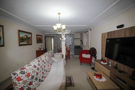 Casa para alugar com 248m², 4 quartos e 1 vaga