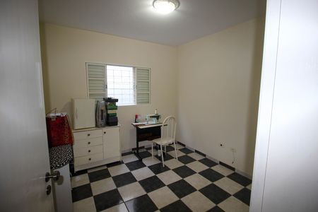 Casa para alugar com 4 quartos, 248m² em Vila Guimaraes, Sorocaba