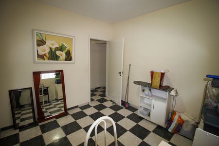 Casa para alugar com 4 quartos, 248m² em Vila Guimaraes, Sorocaba