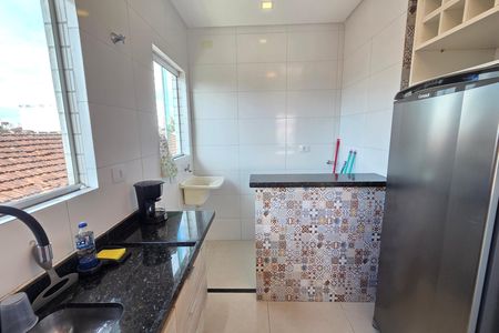 Casa de condomínio para alugar com 61m², 2 quartos e 1 vagaCozinha