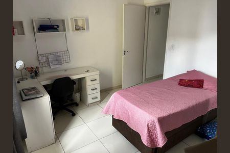 Casa para alugar com 200m², 2 quartos e 1 vaga Casa para alugar com 200m², 2 quartos e 1 vagaQuarto