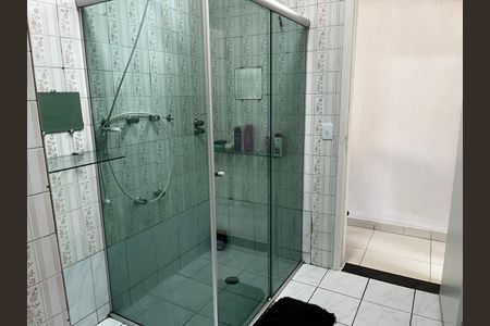 Casa para alugar com 200m², 2 quartos e 1 vaga Casa para alugar com 200m², 2 quartos e 1 vagaBanheiro