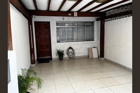 Casa para alugar com 200m², 2 quartos e 1 vaga Casa para alugar com 200m², 2 quartos e 1 vagaÁrea externa