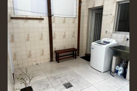 Casa para alugar com 200m², 2 quartos e 1 vaga Casa para alugar com 200m², 2 quartos e 1 vagaÁrea de Serviço