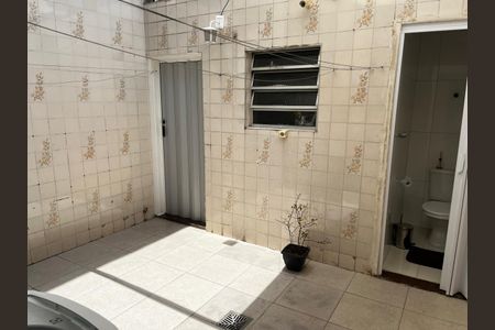 Casa para alugar com 200m², 2 quartos e 1 vaga Casa para alugar com 200m², 2 quartos e 1 vagaÁrea externa