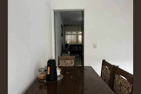 Casa para alugar com 200m², 2 quartos e 1 vaga Casa para alugar com 200m², 2 quartos e 1 vagaSala de Jantar