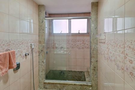 Apartamento para alugar com 362m², 4 quartos e 3 vagas Apartamento para alugar com 362m², 4 quartos e 3 vagasBanheiro social
