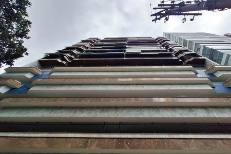 Apartamento para alugar com 362m², 4 quartos e 3 vagas Apartamento para alugar com 362m², 4 quartos e 3 vagasFachada